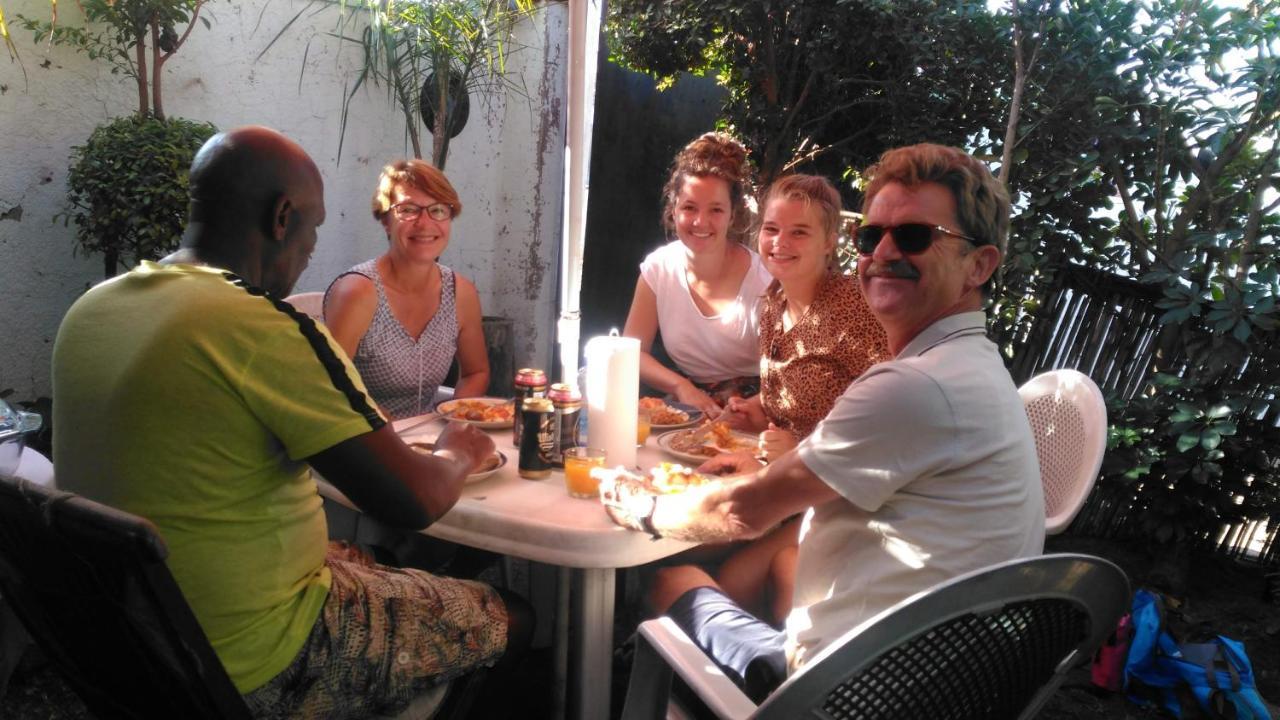 Auberge de jeunesse Authentic Bicycle Tours And Backpackers à Soweto Extérieur photo