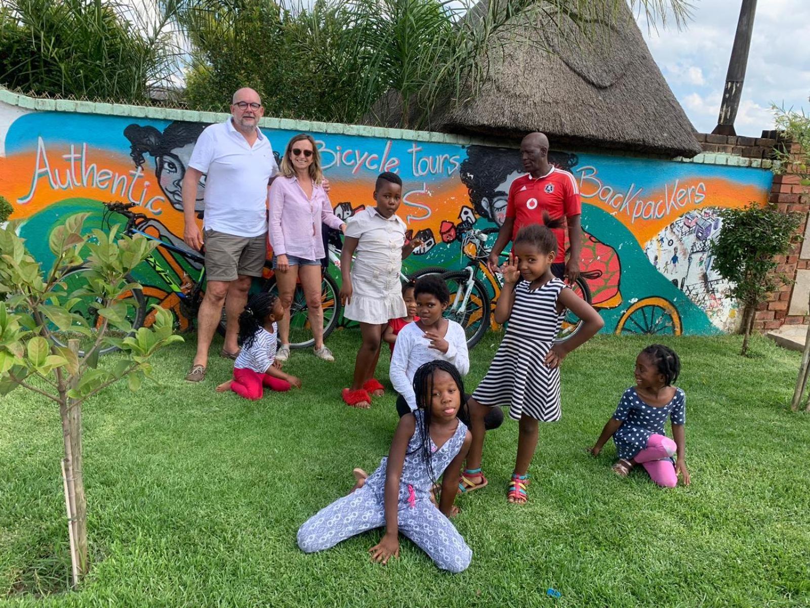 Auberge de jeunesse Authentic Bicycle Tours And Backpackers à Soweto Chambre photo